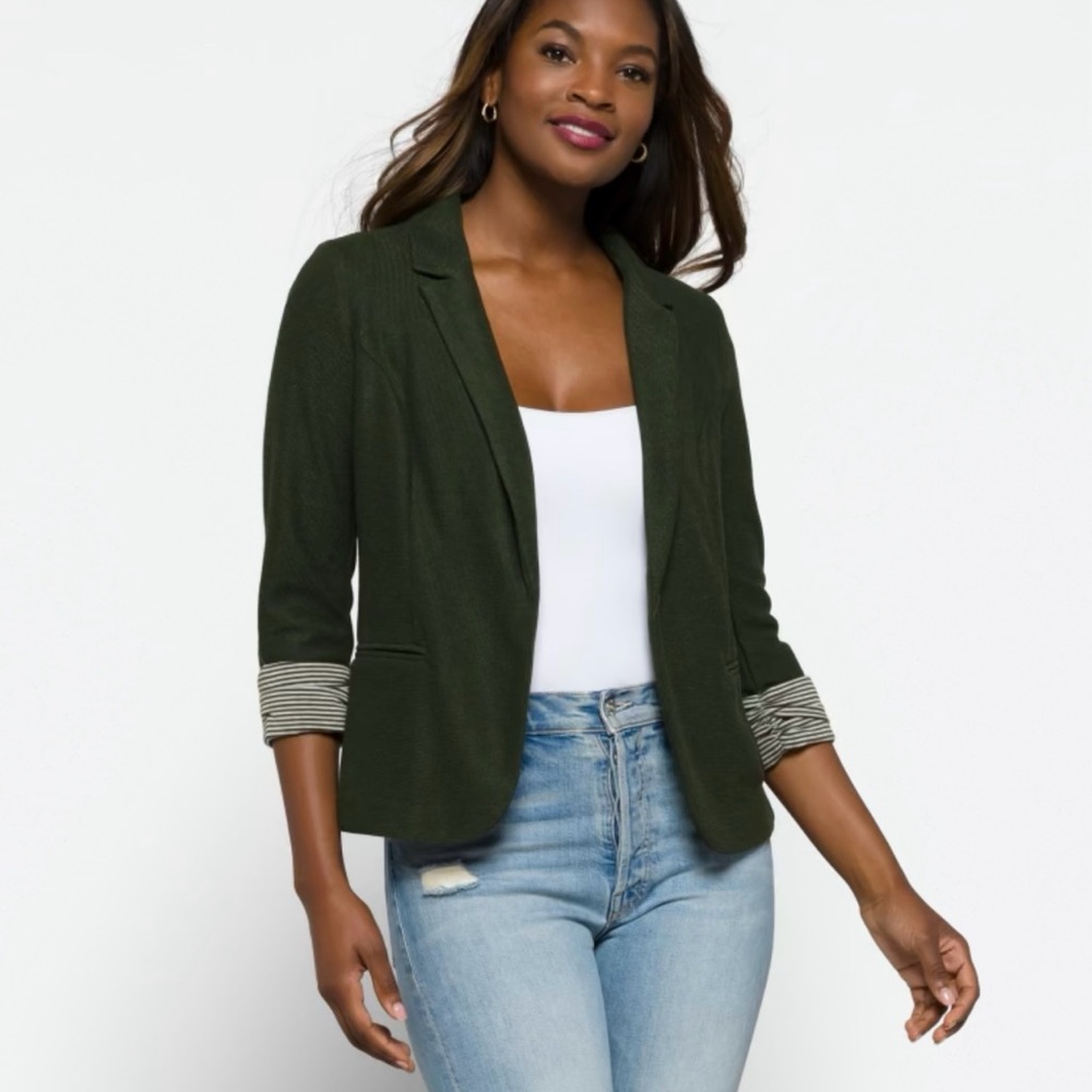 Skies are blue: Asa Knit Blazer. Gently used